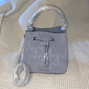 Michael Kors Crossbody Bag